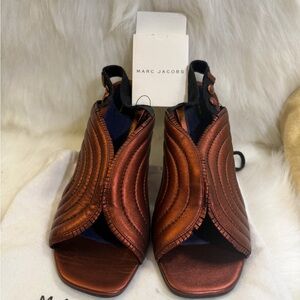 Marc Jacobs Metallic Copper Heels